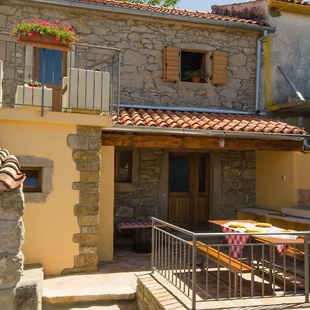 Residence Hidden Heaven Buzet Exterior foto
